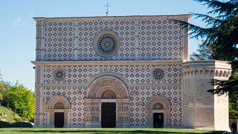L'AQUILA, BASILICA DI COLLEMAGGIO